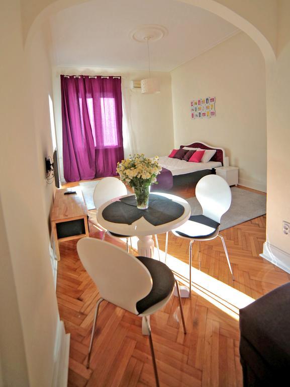 Apartment Central Belgrado Kamer foto