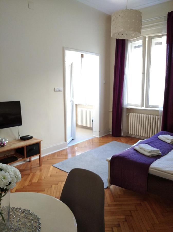 Apartment Central Belgrado Buitenkant foto