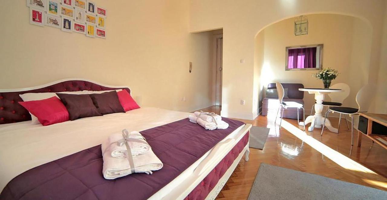 Apartment Central Belgrado Buitenkant foto
